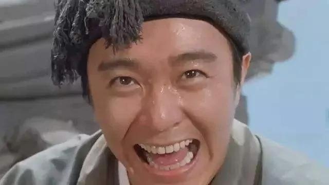 莲实克蕾儿最新日常，趣事与友情的温馨绽放
